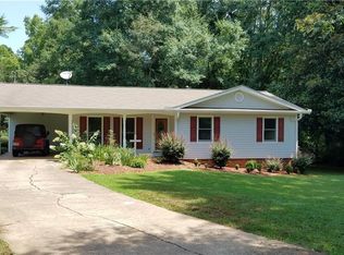 4266 Franklin Goldmine Rd, Cumming, GA 30028