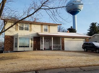 23 Lake Charles Dr, Saint Peters, MO 63376