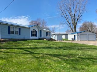 5933 S West Channel Rd, Warsaw, IN 46580