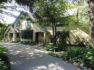 15 Hobart Ter, Newton, MA 02459