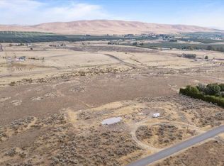 115 Black Hawk Rd, Yakima, WA 98908