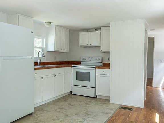 4th image of 762 Jennings Ave