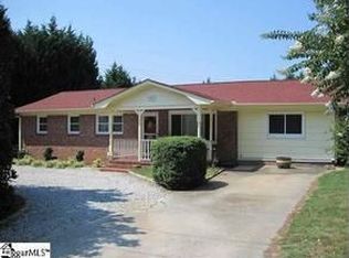 304 Brushy Creek Rd, Taylors, SC 29687