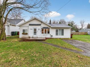 11152 Rhode Dr, Shelby Twp, MI 48317