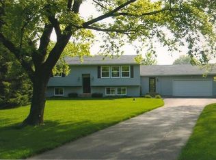 16252 2nd St N, Lakeland, MN 55043