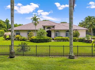 15720 SW 252nd St, Homestead, FL 33031