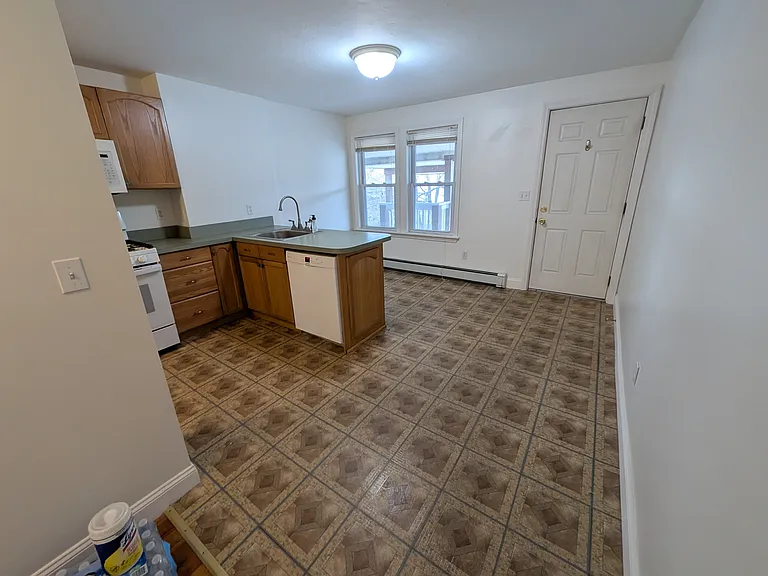 1123 Washington St #3-R — Photo 6