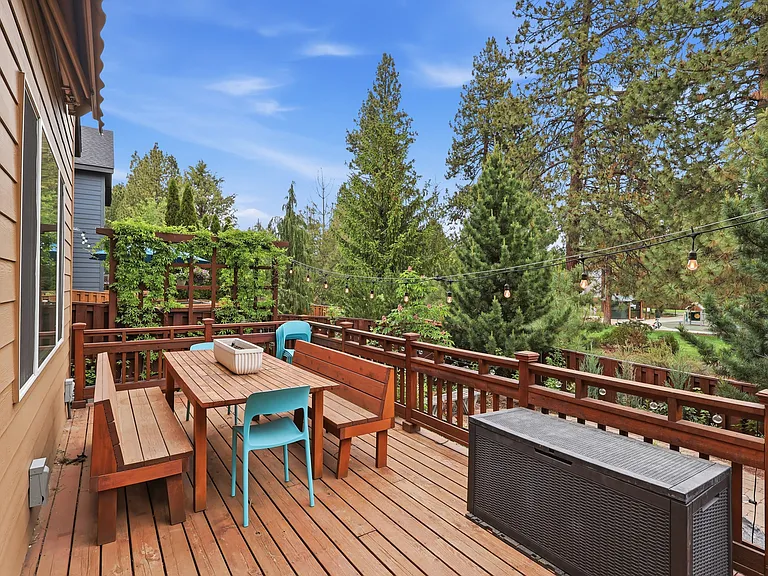 61330 Huckleberry Pl — Photo 48