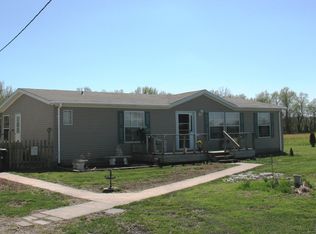 4048 Greenridge Rd, Alma, IL 62807