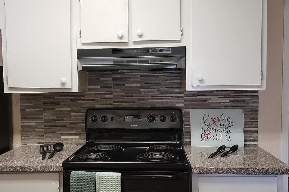 2nd image of 5909 Fondren Rd #558a63623