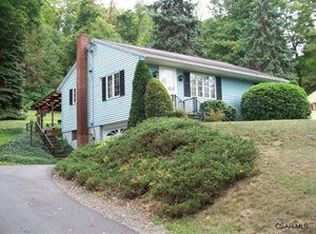 150 Maplebrook Ln, Johnstown, PA 15905