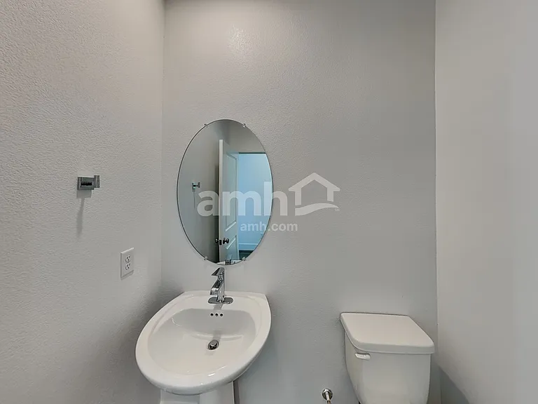 5813 Casterly Rock St — Photo 8