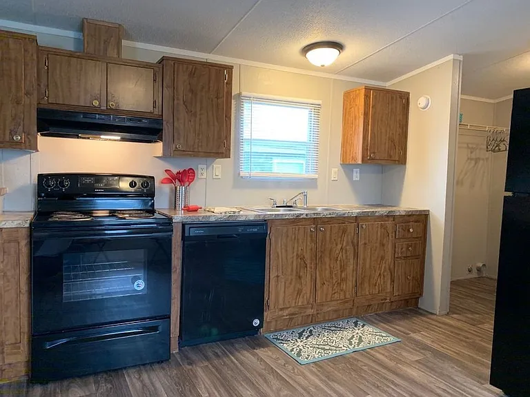 Westmoor — Photo 19