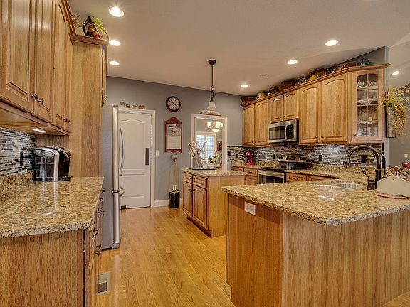 5th image of 677 Winding Creek Way