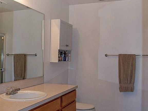 4th image of 5519 Valdez Ln