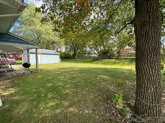 3rd image of 199 Mumford Dr