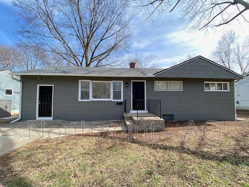 1st image of 7813 E 113th Ter