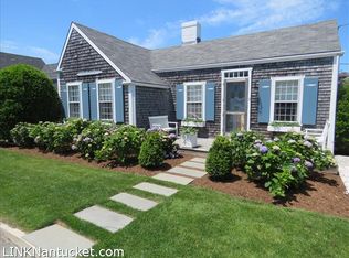 5 E Lincoln Ave, Nantucket, MA 02554