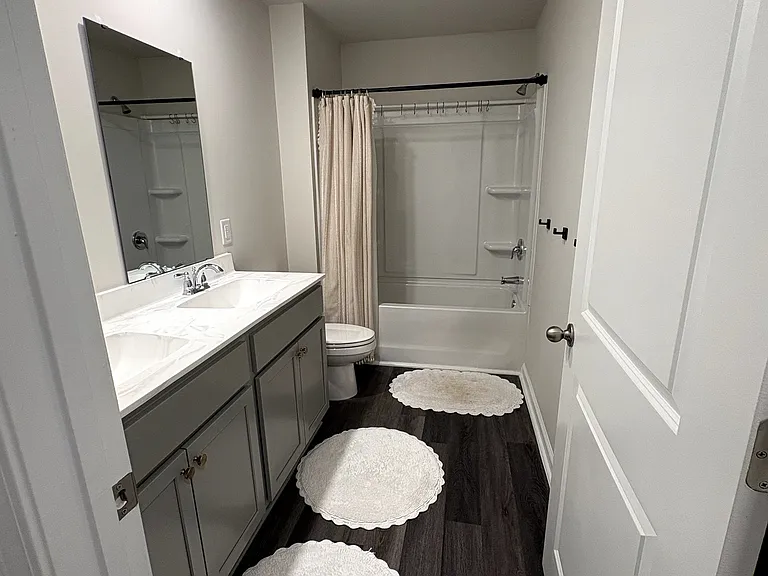 917 Shipley Way SW — Photo 16