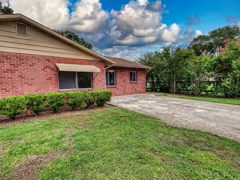 111 Horst Rd — Photo 4