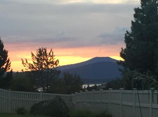 1727 Harmony Ln, Klamath Falls, OR 97601