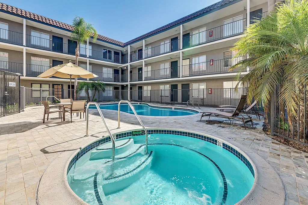The Presidio Apartments — Photo 4