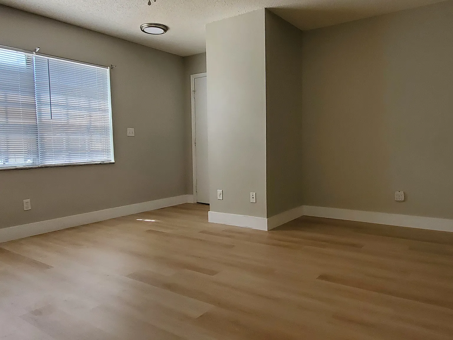 3143 Sir Hamilton Cir — Photo 4