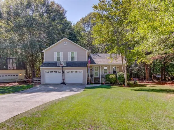 4992 Cliff Top Dr, Loganville, GA 30052