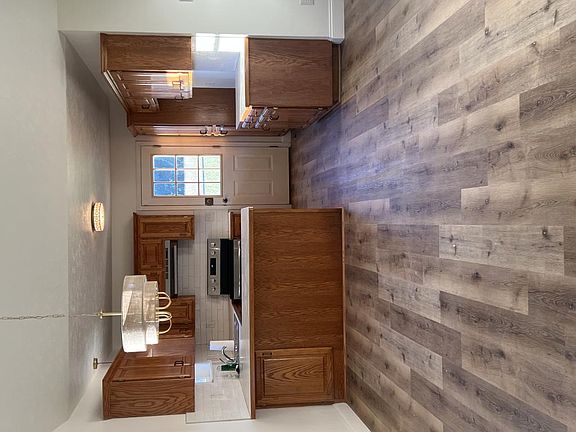 2nd image of 2099 Webbwood Dr