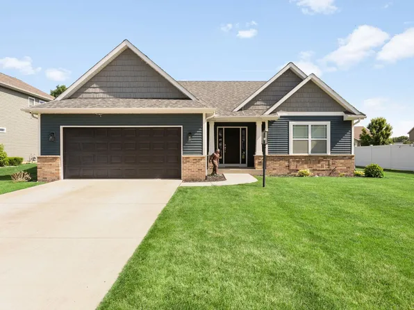 1604 Cobble Hills Dr, Osceola, IN 46561
