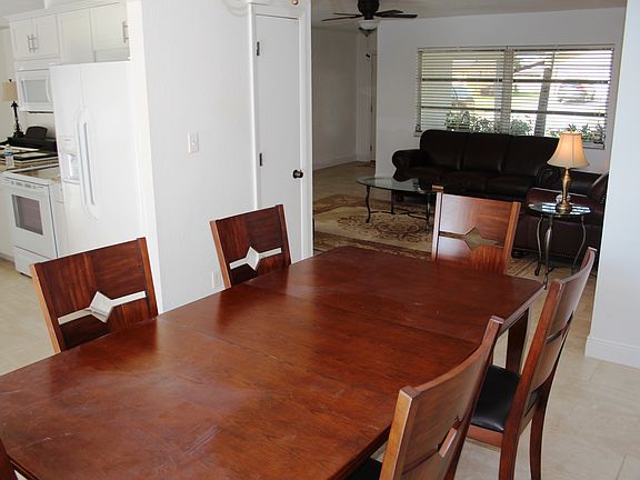 4th image of 1106 SE 23rd St