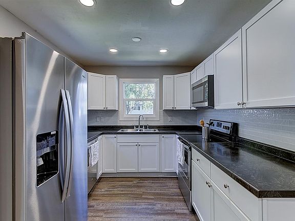 5th image of 312 Dairyland Ave