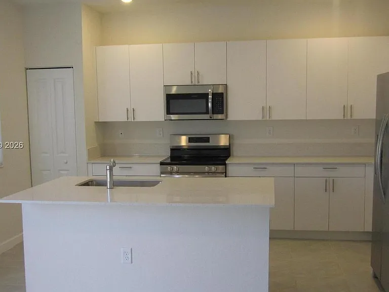 16225 SW 288th Ter — Photo 6