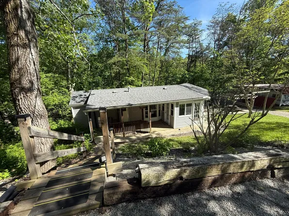 374 Pathfinder Trl, Logan, OH 43138