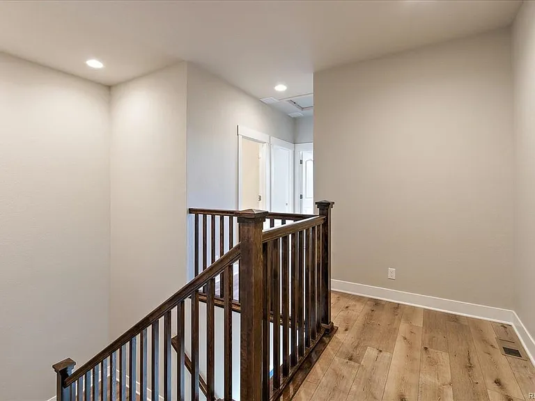 5960 N Dallas St — Photo 20