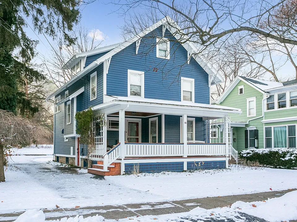17 Washington Ave