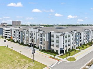 800 Middle St #5211372, Houston, TX 77003