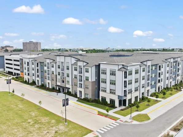 The Pointe at Bayou Bend