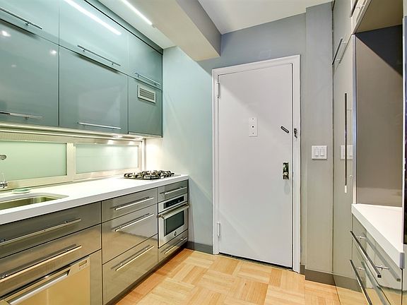 2nd image of 225 Central Park N #1210