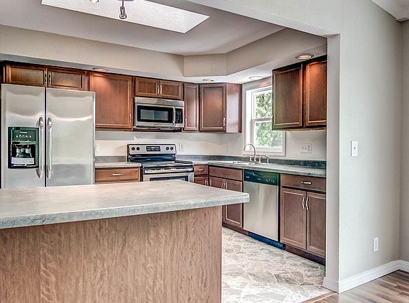 2nd image of 3424 Kanawha Dr