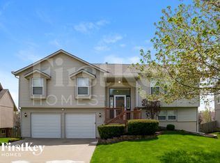 6505 W 151st Pl, Overland Park, KS 66223
