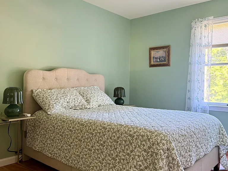 40 Simmons Ln — Photo 18