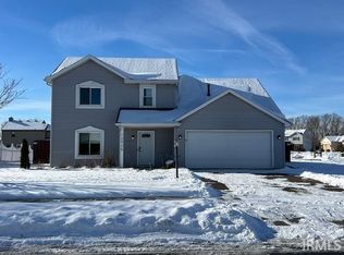 12925 Country Shoal Ln, Grabill, IN 46741