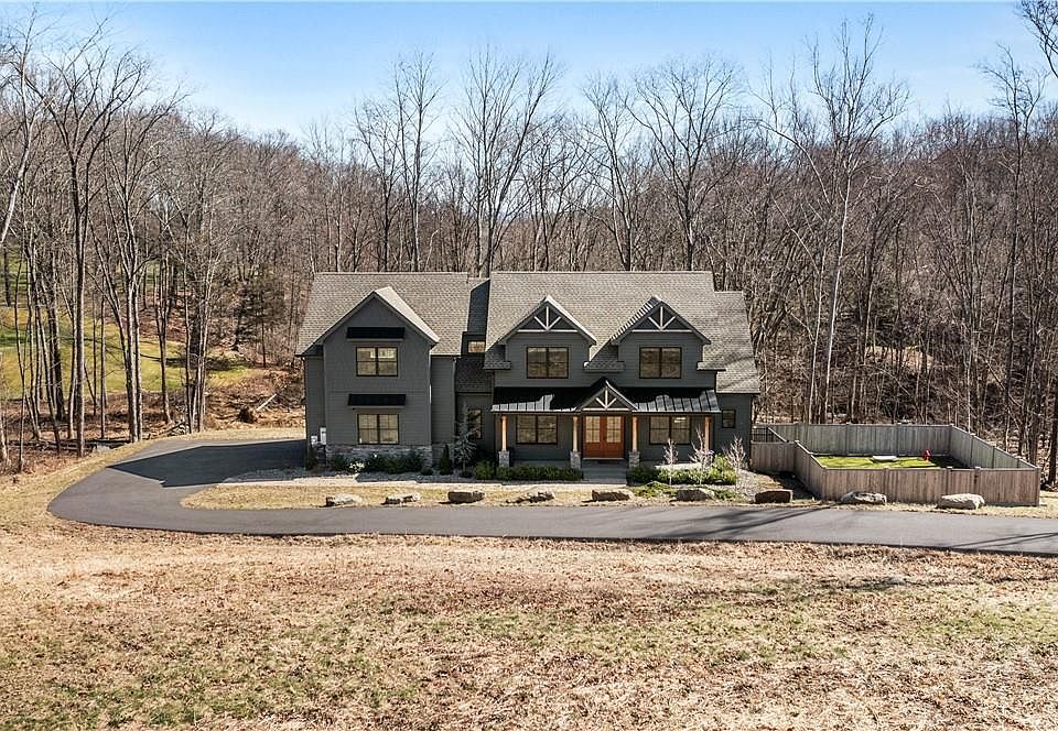 1st image of 45 Fern Wood Way
