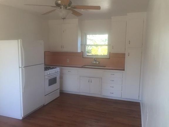 4th image of 325 1/2 N 11th St