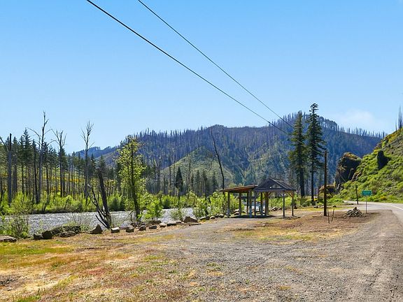 4th image of 50660 McKenzie Hwy