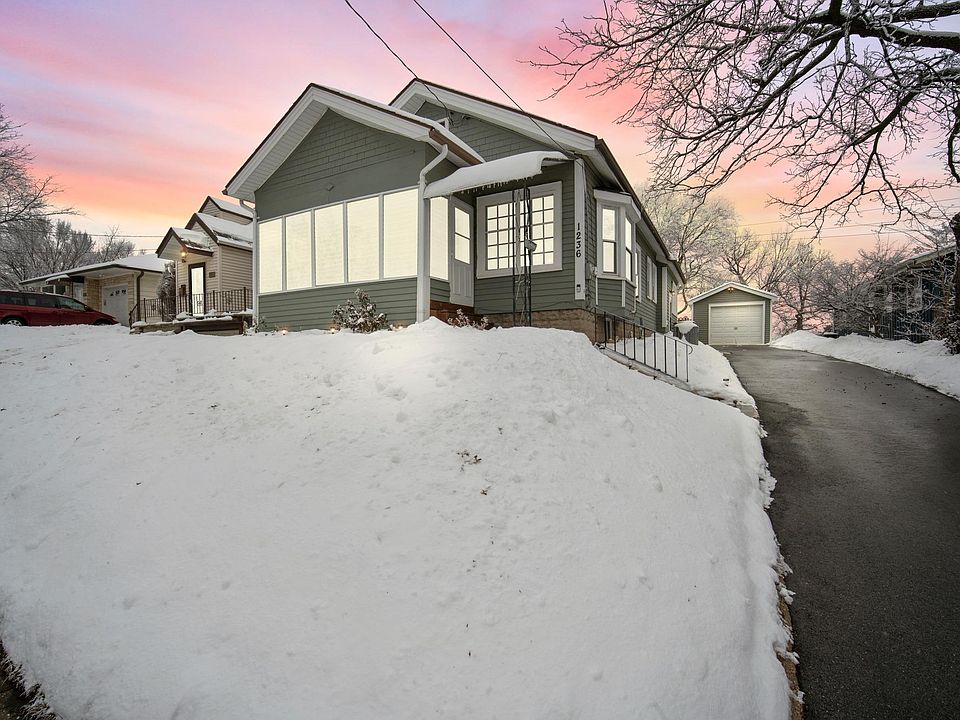 2nd image of 1236 Buena Vista Ave