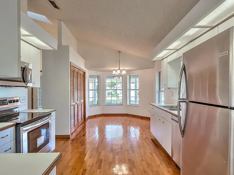 280 Braeburn Cir — Photo 19