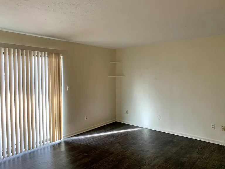 1321 Gray Hawk Rd #2 — Photo 7