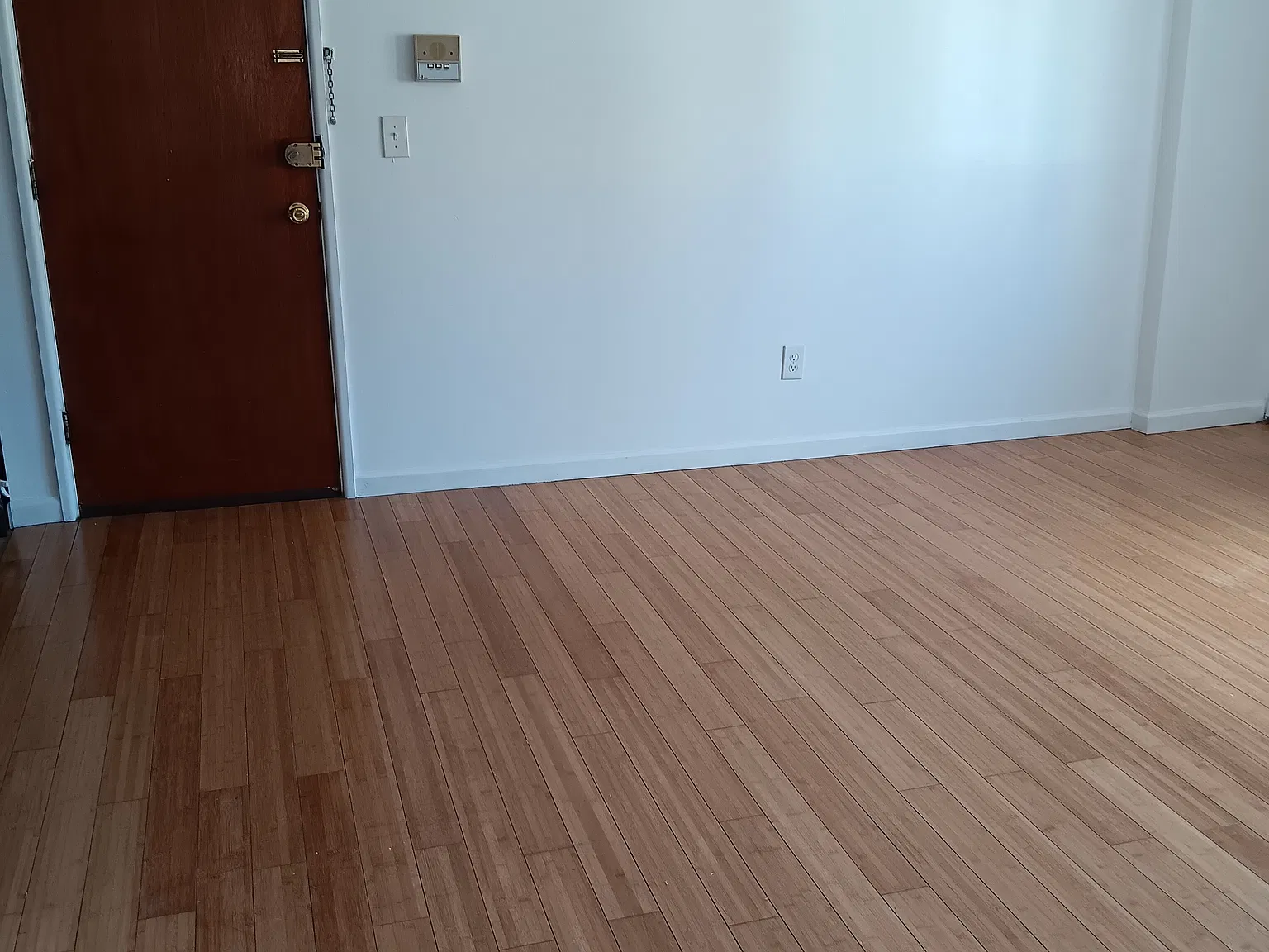 2 bed, 790 sqft, $2,500 — Photo 3